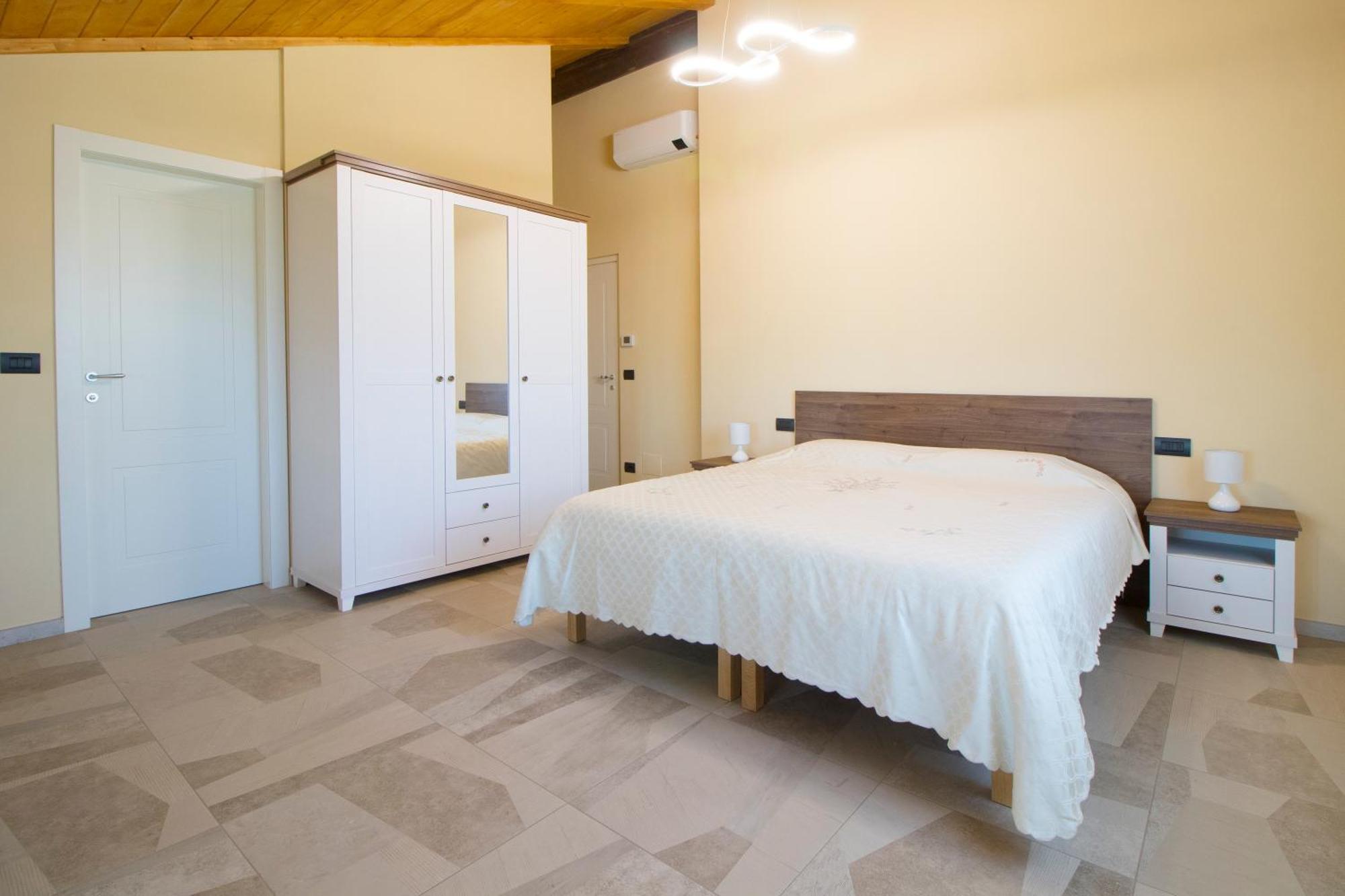 Agriturismo Cascina Reggio Castelnuovo  Екстер'єр фото