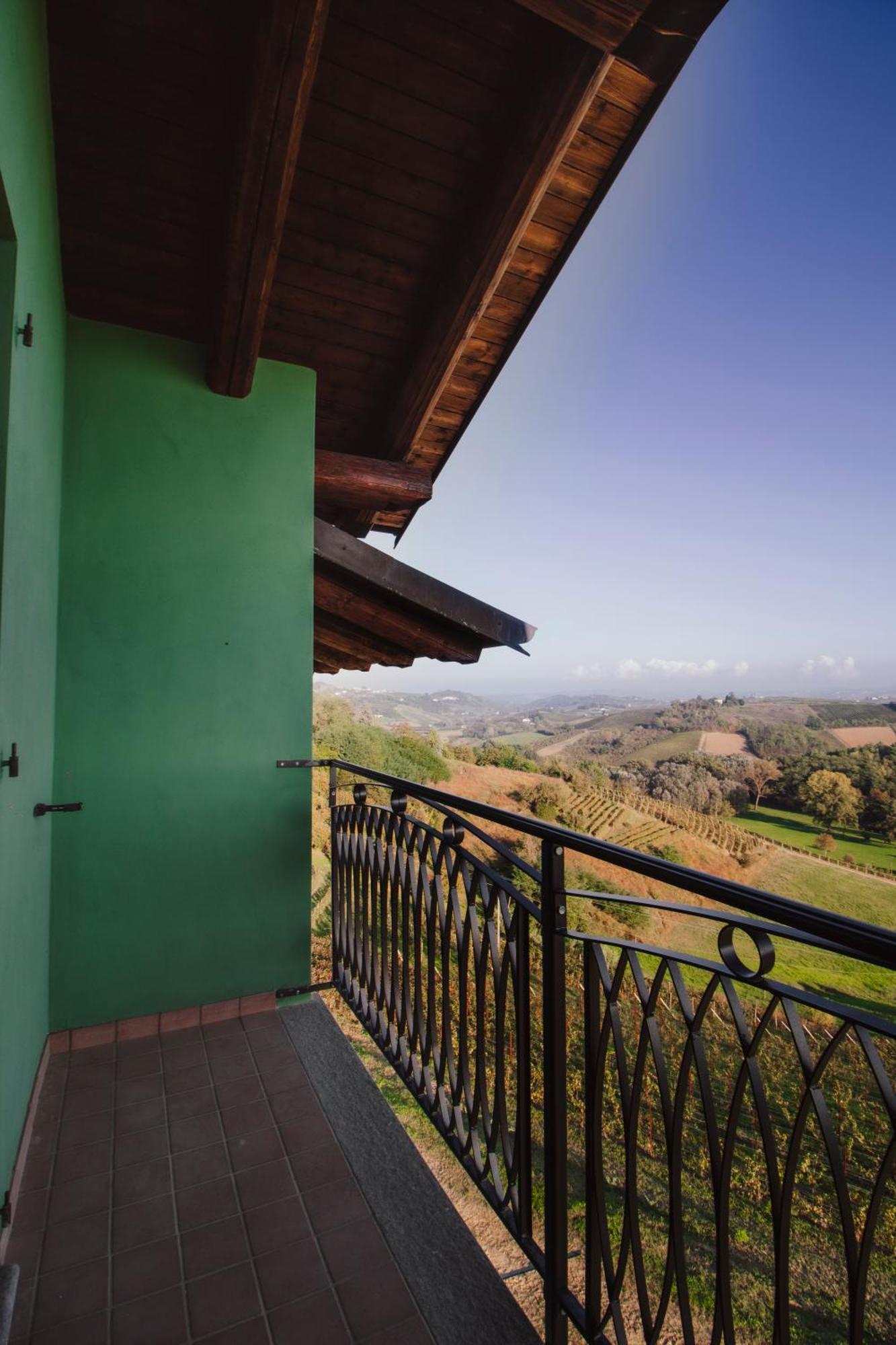 Agriturismo Cascina Reggio Castelnuovo  Екстер'єр фото